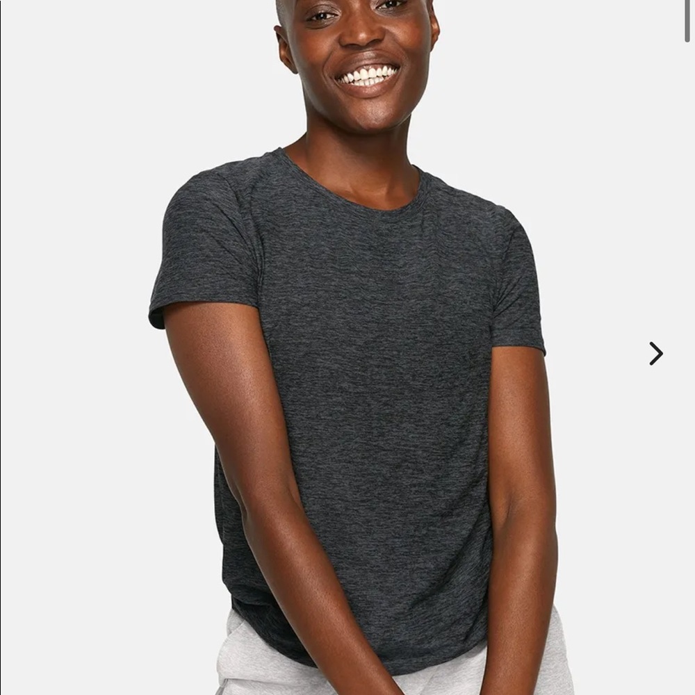 Flash sale ⚡️NWT Outdoor Voices CloudKnit Tee M